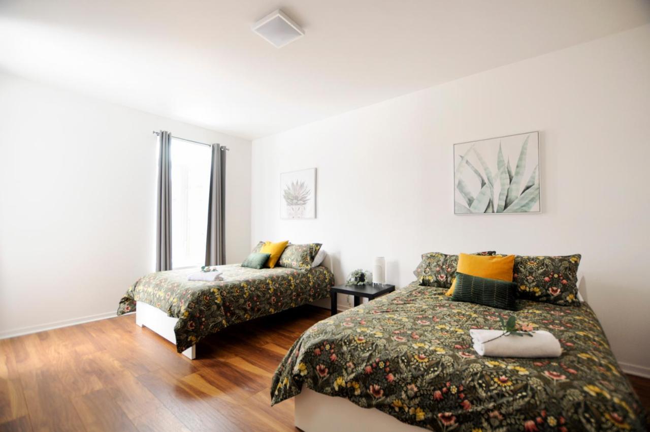 The 1810 - Spacious With Balcony - North Of Quebec Exterior foto